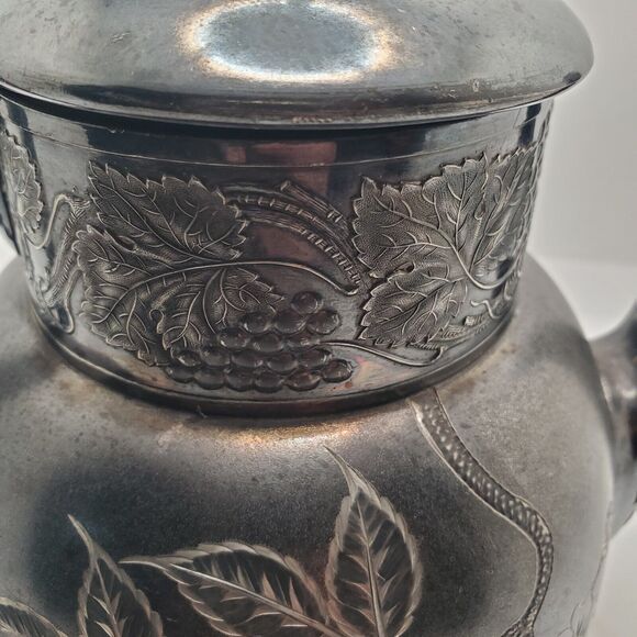 Antique 1800-1849 Pairpoint Mfg. Co. Quadruple Silver Plate Floral Tea Pot Dents - Picture 3 of 16